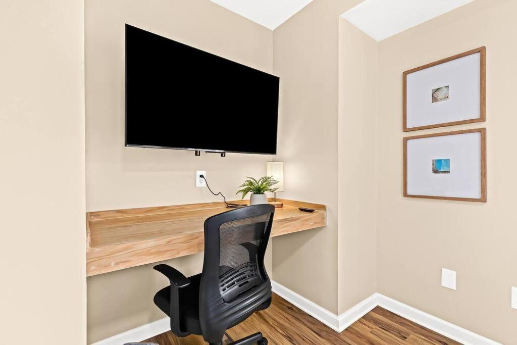 New! Modern Upper Flat Near Downtown Roseville Esterno foto